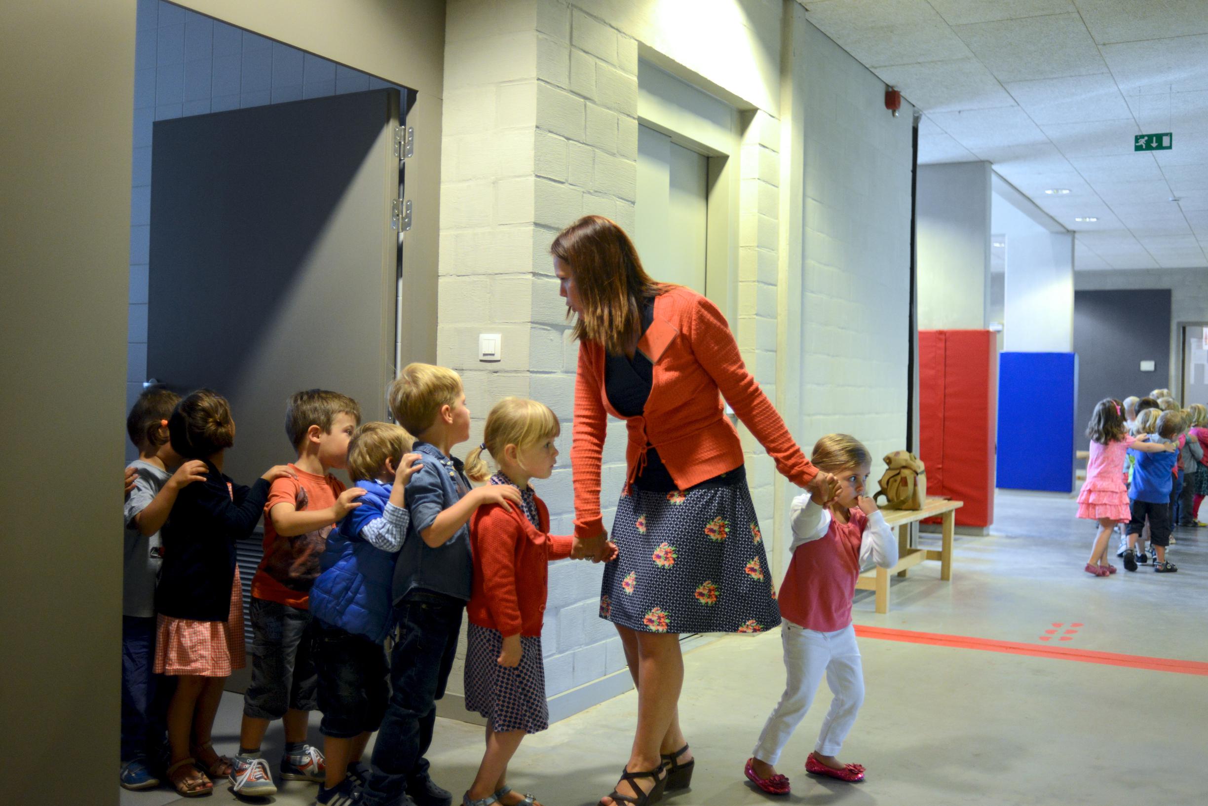 De jongens kunnen niet mee: is onderwijs door vrouwen ook onderwijs voor vrouwen?